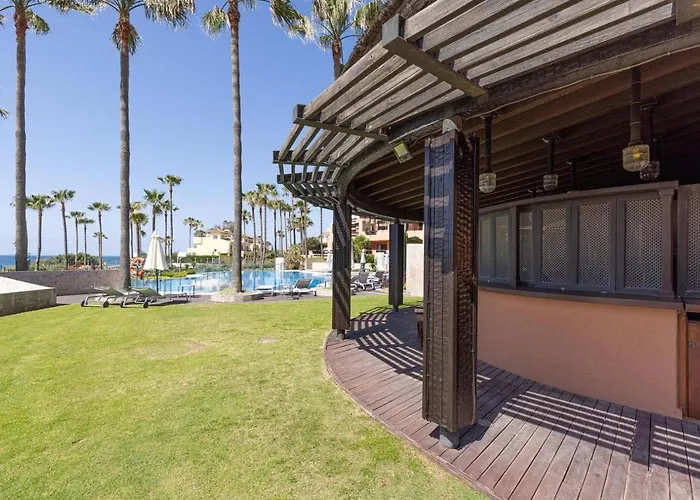 Vacation rental: Estepona Mar Azul Aparthotel